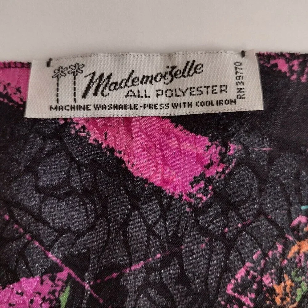 Vintage Mademoiselle 80s/90s Polyester Womans Wrap Scarf Bright Colors Geometric